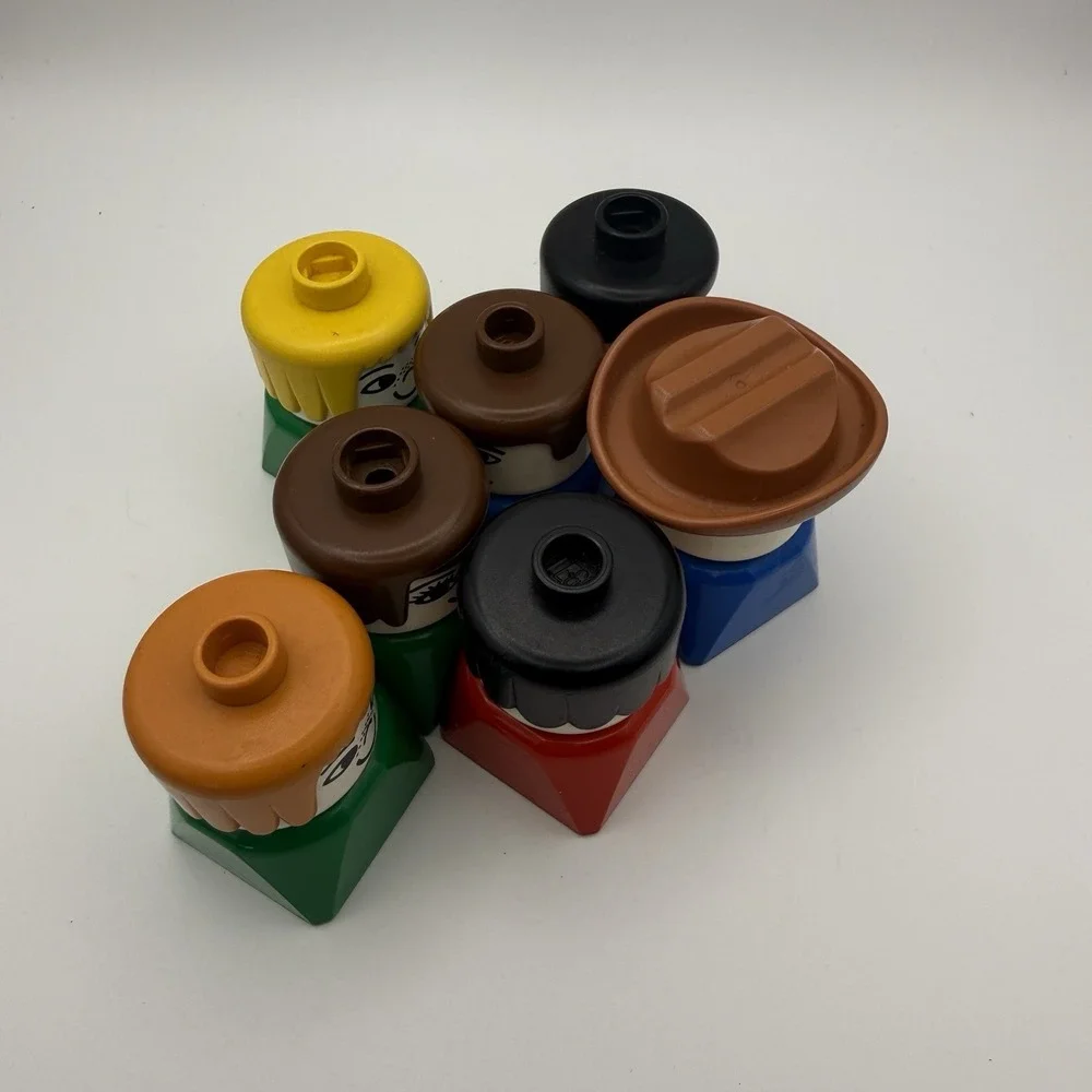 Duplo Lego Vintage Chunky Square Base People Lot of 7 Figures